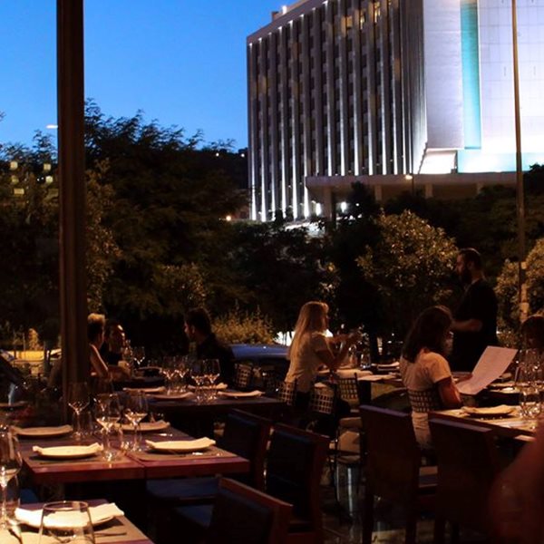 Οι νέοι κανόνες των εστιατορίων και των μπαρ