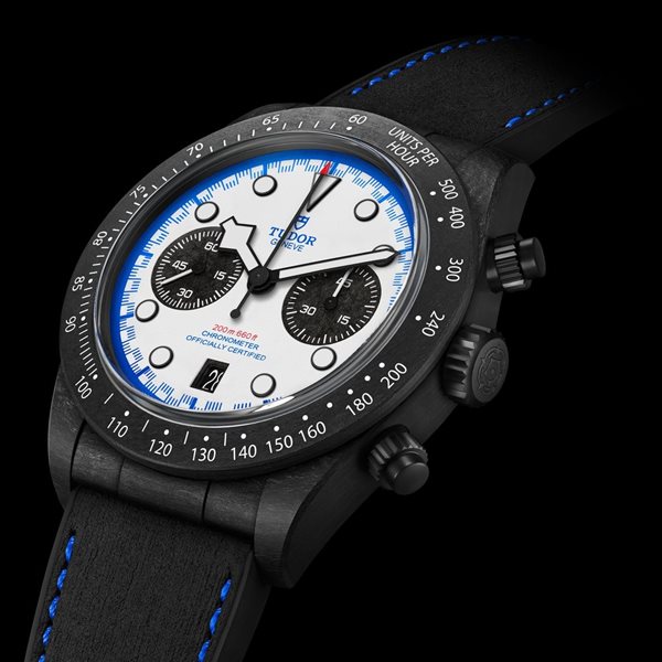 TUDOR Black Bay Chrono "Carbon 25": Χρονογράφος με DNA από F1