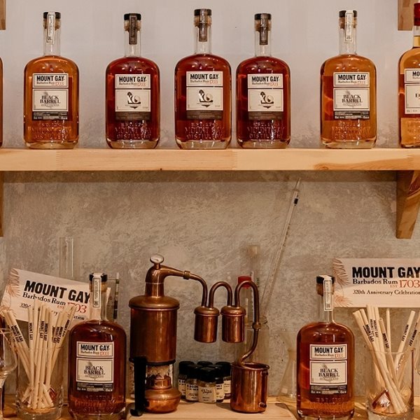 Γιορτάζοντας τα 320 χρόνια του Mount Gay Rum