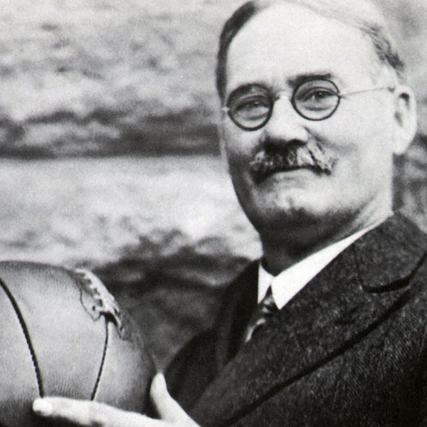 James Naismith, ο άνθρωπος που δημιούργησε το μπάσκετ