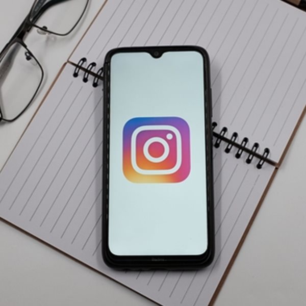 Πλέον μπορείς να βάλεις 20 φωτογραφίες και βίντεο σε ένα post στο Instagram