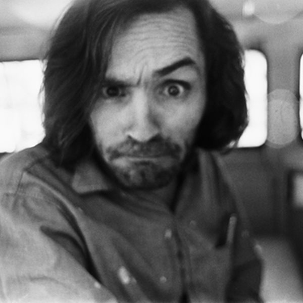 Πώς οι δολοφονίες των Mansons 'τρέφουν' την ποπ κουλτούρα εδώ και 50 χρόνια