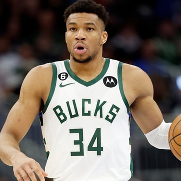 Στην προθέρμανση του All Star Game, την παράσταση έκλεψαν οι γιοι του Γιάννη Αντεκούνμπο