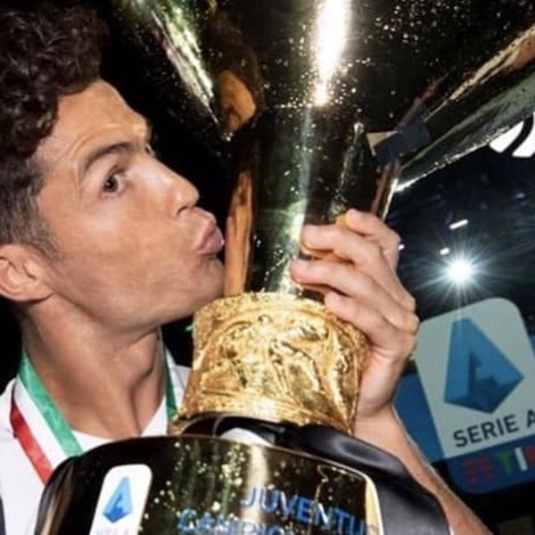 O Cristiano Ronaldo έκανε δώρο στον εαυτό του μία Bugatti 8 εκ. ευρώ