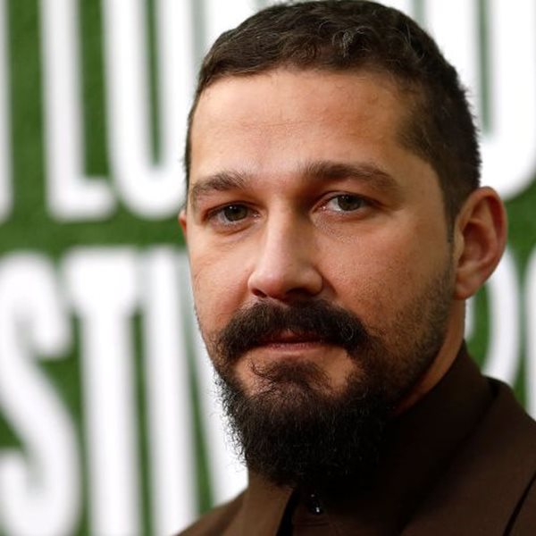 Ο Shia LaBeouf μιλά για τα παιδικά τραύματα που τον οδήγησαν στον αλκοολισμό