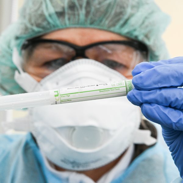 Κορονοϊός: 14 κρίσιμες ερωτήσεις βρίσκουν επιστημονική απάντηση