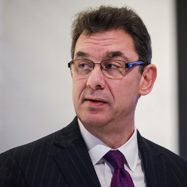 Το επιτυχημένο στοίχημα του Αλβέρτου Μπουρλά