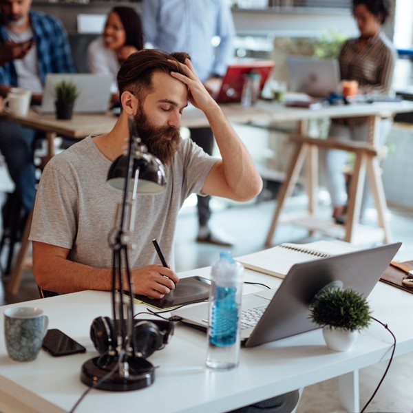 Η απασχόληση αυξήθηκε κατά 1,2% το τελευταίο τρίμηνο στην Ελλάδα