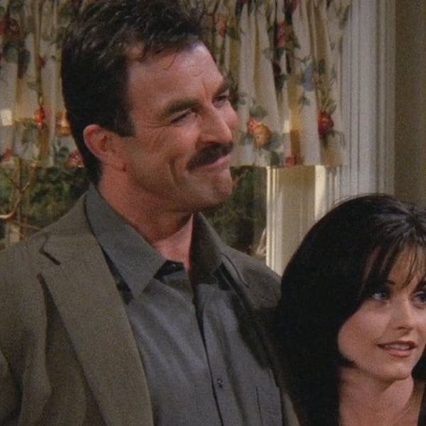 Για εμάς, ο Tom Selleck θα είναι πάντα ο ανταγωνιστής του Chandler στα 'Φιλαράκια'