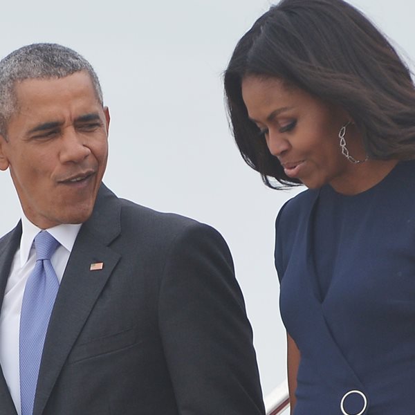 Οι Obama στηρίζουν Kamala Harris