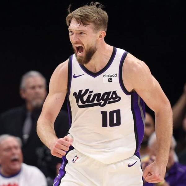 NBA: Τρομερός Domantas Sabonis έκανε το τέλειο triple double μετά από 47 χρόνια