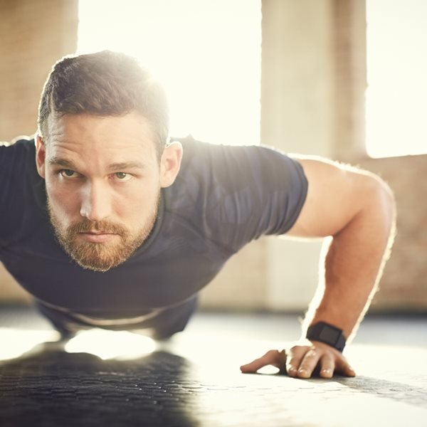 Πόσα push-ups την ημέρα χρειάζεσαι για να γίνεις 'θηρίο'