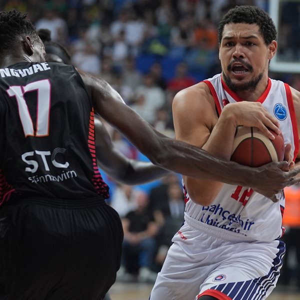 Η πιο περίεργη μασκότ στον κόσμο αναπαριστά διάσημο φιλόσοφο