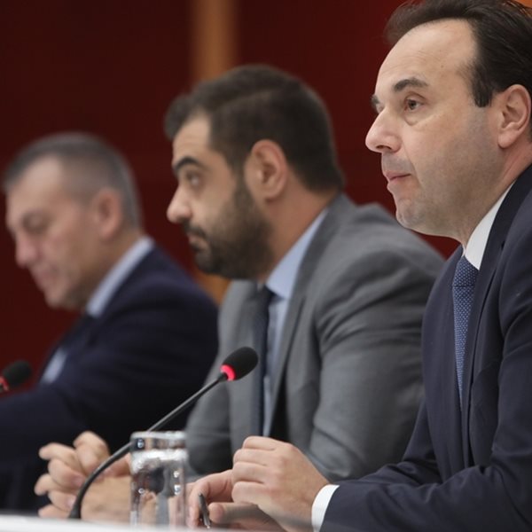 Έτσι θα γίνει η επιστροφή των φιλάθλων στα γήπεδα