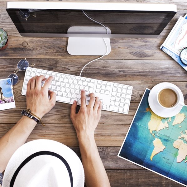 Πότε δεν πρέπει να κλείσεις τις διακοπές σου για να μη σε 'γδάρουν'