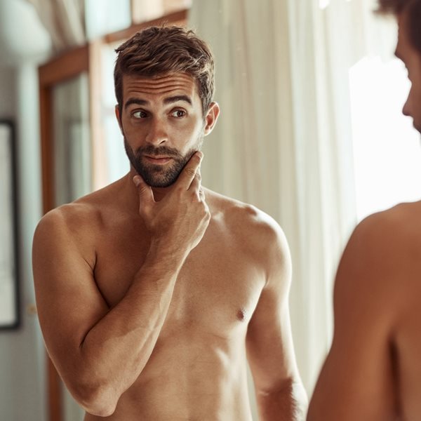 4 κόλπα για να γίνεις πιο γοητευτικός χωρίς να ξοδέψεις ευρώ