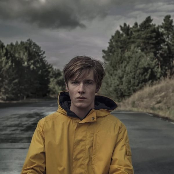 4 υπερφυσικά δράματα για να δεις μετά το Wednesday