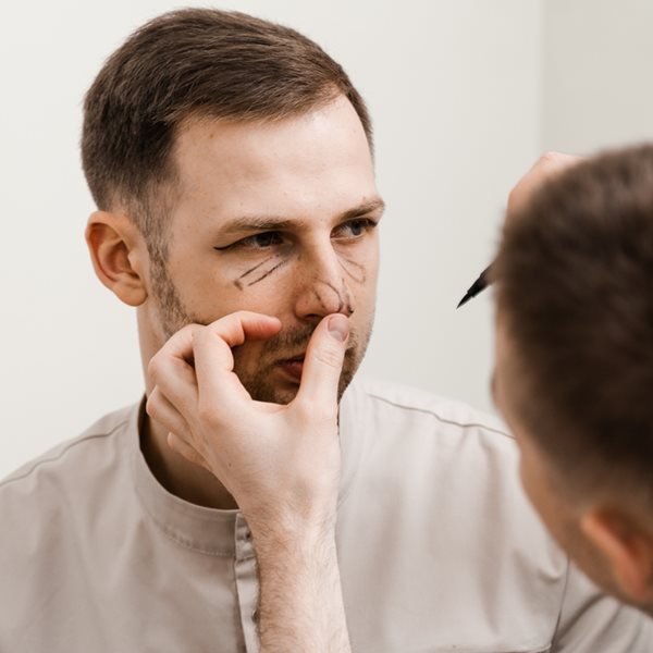 Όσα πρέπει να γνωρίζεις για τη λειτουργική ρινοπλαστική