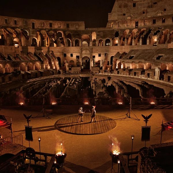 Πώς θα γίνεις μονομάχος μέσα στο Κολοσσαίο-η τρελή ιδέα της Airbnb