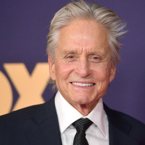 Ο Michael Douglas μέχρι χθες δεν ήξερε ότι έχει μία εξίσου διάσημη ξαδέρφη