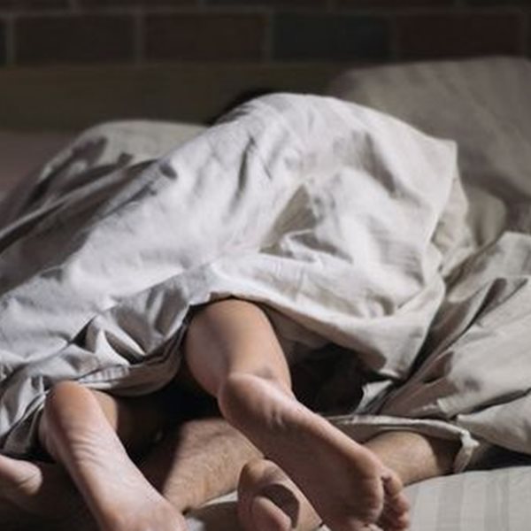 Γιατί βλέπουμε ερωτικά όνειρα και τι σημαίνουν