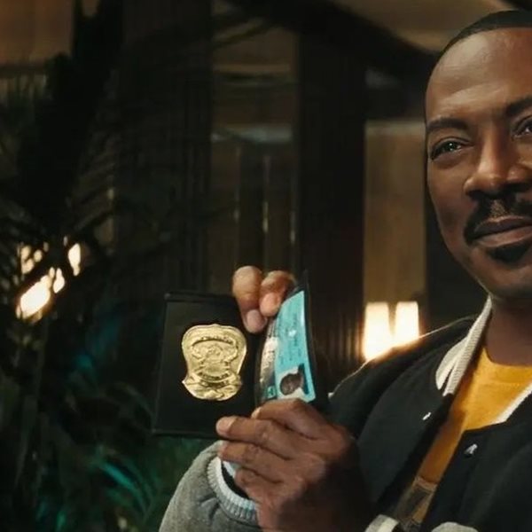 O Eddie Murphy επέστρεψε ή μήπως δεν έφυγε ποτέ;