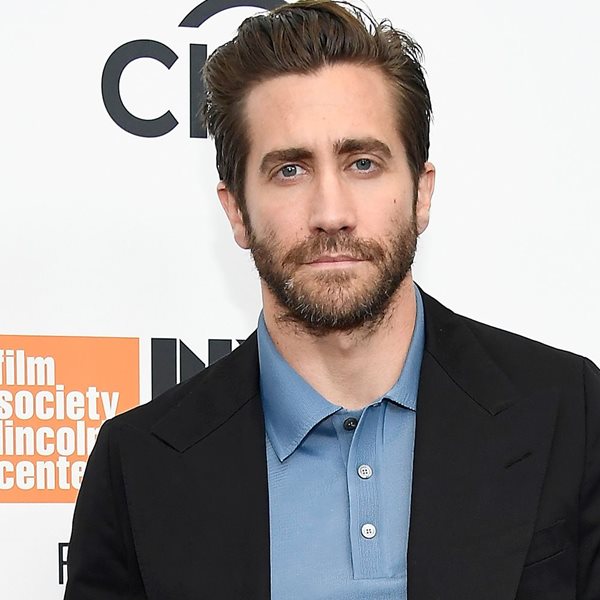 Polo μπλουζάκι και blazer, ο πιο smart casual φθινοπωρινός συνδυασμός