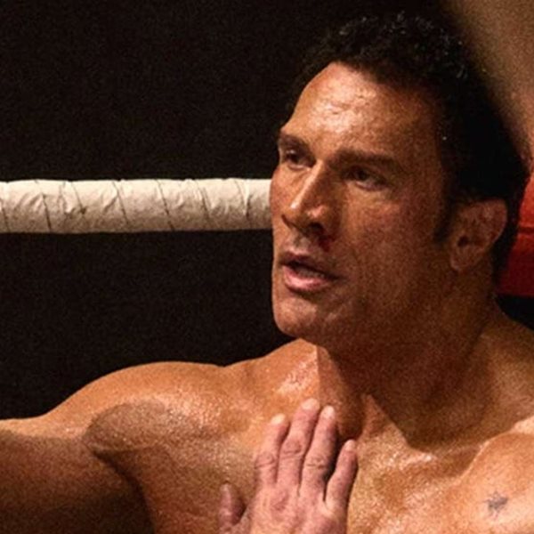 Όσα γνωρίζουμε για το The Smashing Machine-χειροκροτούσαν επί 15 λεπτά τον Dwayne Johnson στη Βενετία