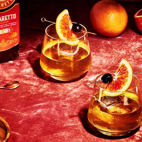 Η ιστορία και η συνταγή του Amaretto Sour