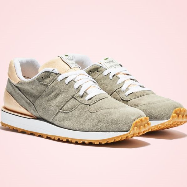 Natural fit με τα νέα sneakers της Todd Snyder