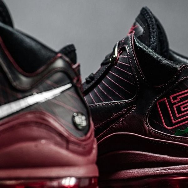 Το χριστουγεννιάτικο δώρο της Nike είναι τα sneakers του LeBron James