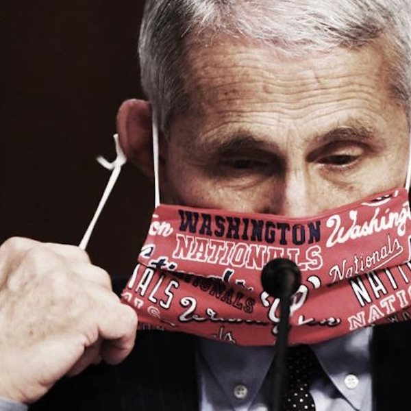 Οι Αμερικανοί βγάζουν τις μάσκες. Οι υπόλοιποι;