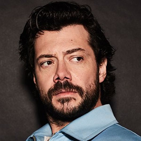 Ο Álvaro Morte και το μούσι του El Profesor