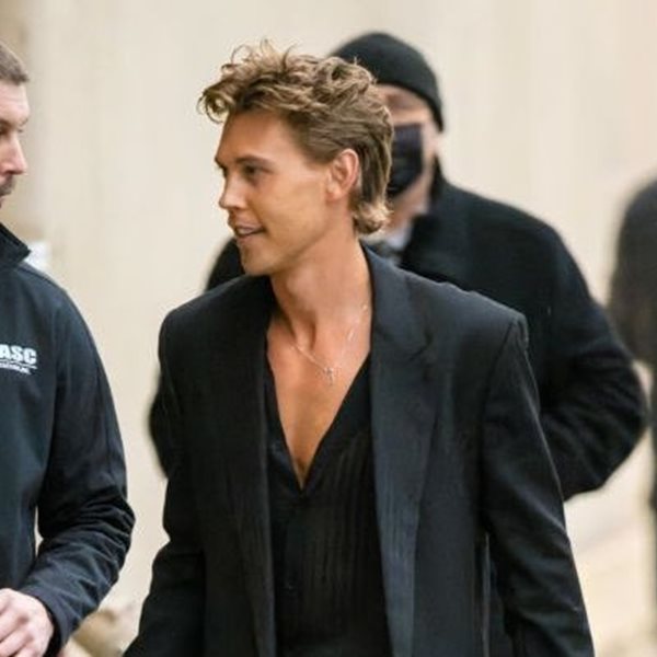 Κι αν το διαφανές πουκάμισο ήρθε για να μείνει;