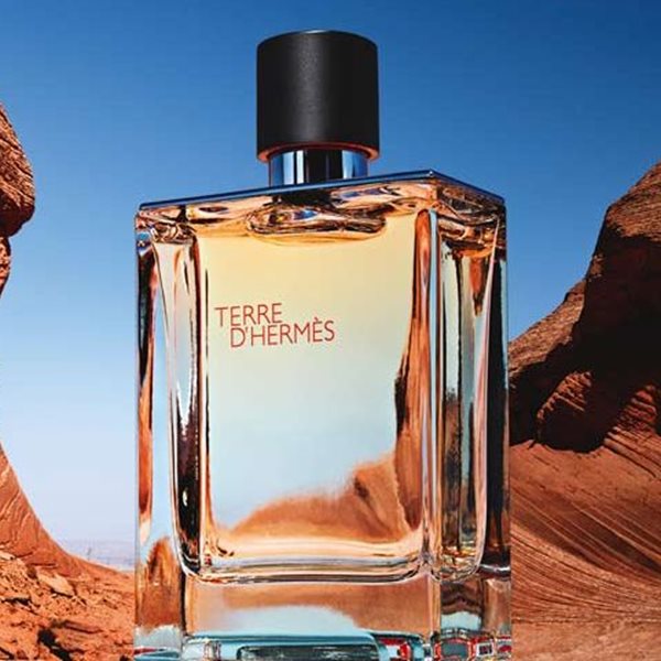 5 ξυλώδη αρώματα για το φθινόπωρο