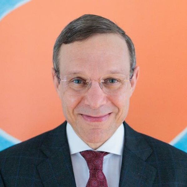 Avi Loeb, ο επιστήμονας από το Harvard που αναζητά εξωγήινους