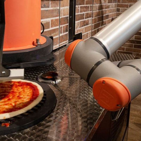 Πίτσα από ρομπότ, γιατί όχι;