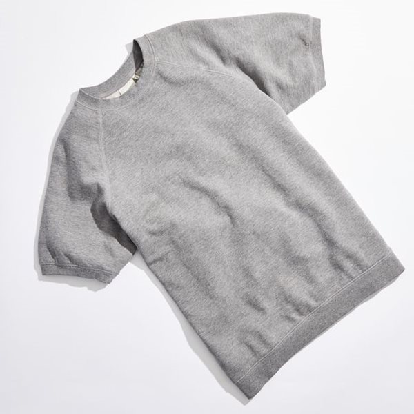 Έχετε ένα λεπτό να σας μιλήσουμε για το κοντομάνικο φούτερ;