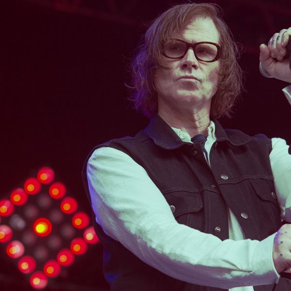 Ο Mark Lanegan τραγουδούσε τα σκοτάδια του