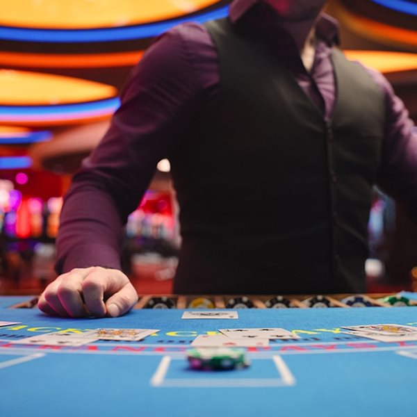 Ο μαγικός κόσμος του live casino σας περιμένει στη NetBet!