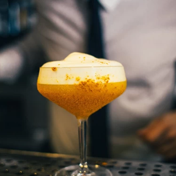 Η νέα σκηνή του μπαρ