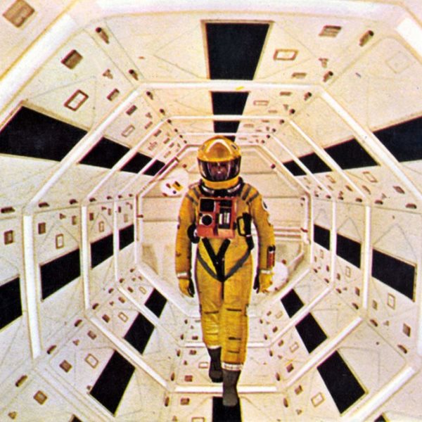 Space trend, η sci-fi ματιά της μόδας