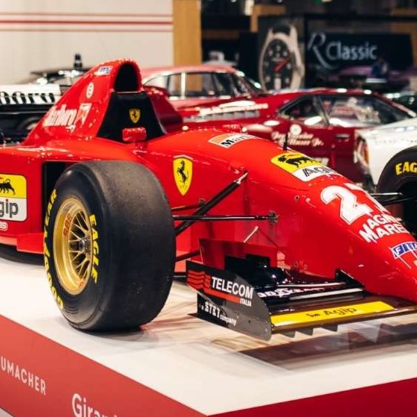 Η πρώτη Ferrari του Michael Schumacher βγαίνει στο σφυρί