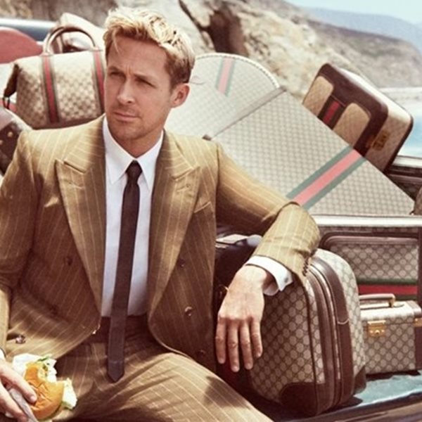 O Ryan Gosling ταξιδεύει για το σπίτι των Gucci