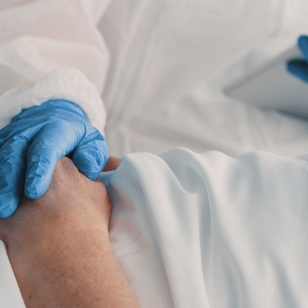 Ιστορικό ρεκόρ θανάτων στην Ελλάδα το 2020