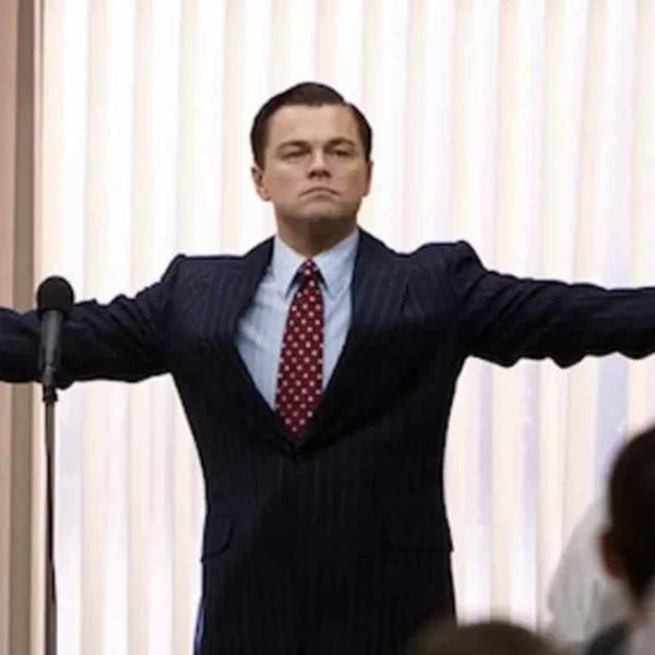 10 χρόνια πέρασαν από το εμβληματικό 'δε φεύγω' του Leonardo DiCaprio στον 'Λύκο της Wall Street'