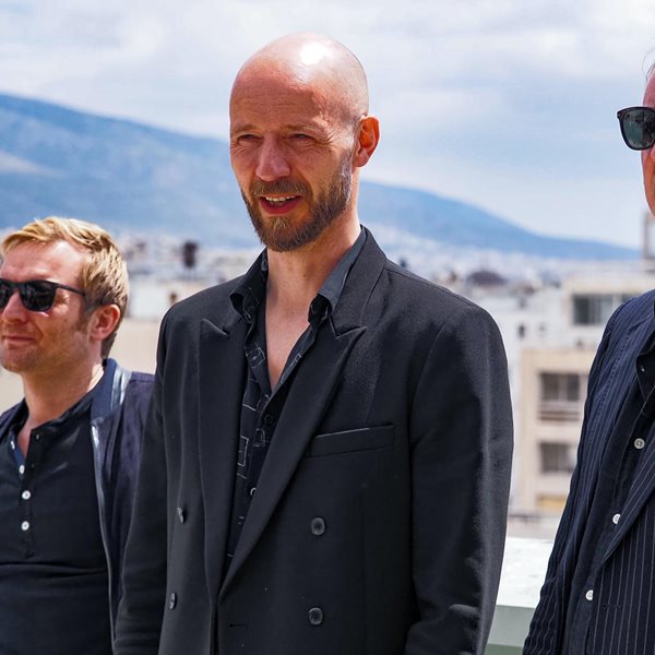 Ένα χαλαρό μεσημέρι με τους Madrugada