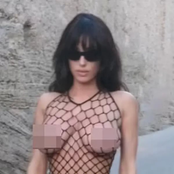 Η Bianca Censori κάνει ό,τι θέλει και όπως το θέλει