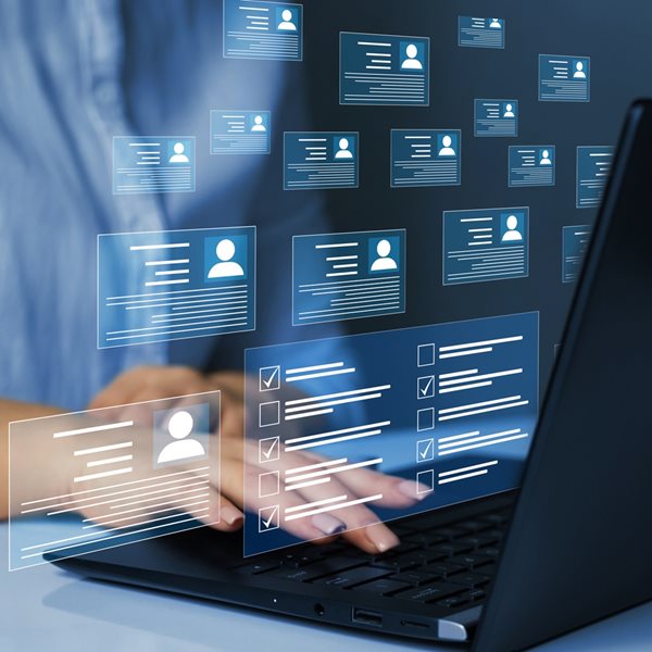 H 'λίστα της ντροπής' 30 under 30 του Forbes