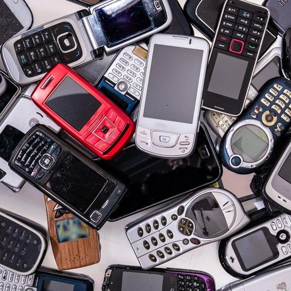 Αν έχεις κάποιο παλιό κινητό, ίσως αξίζει μια περιουσία
